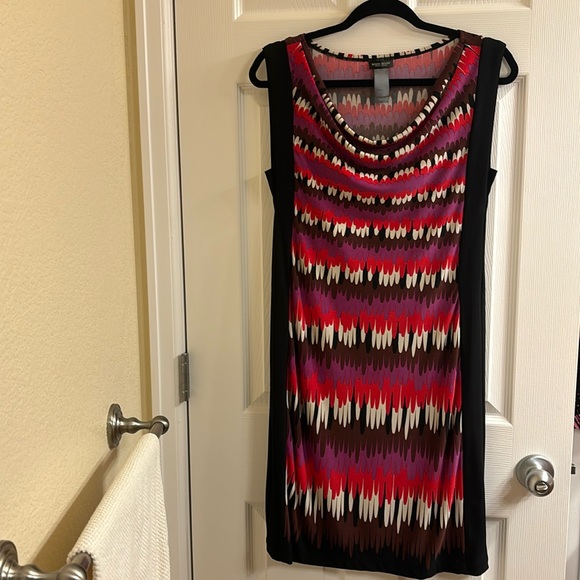 Bisou Bisou dress - Picture 1 of 5
